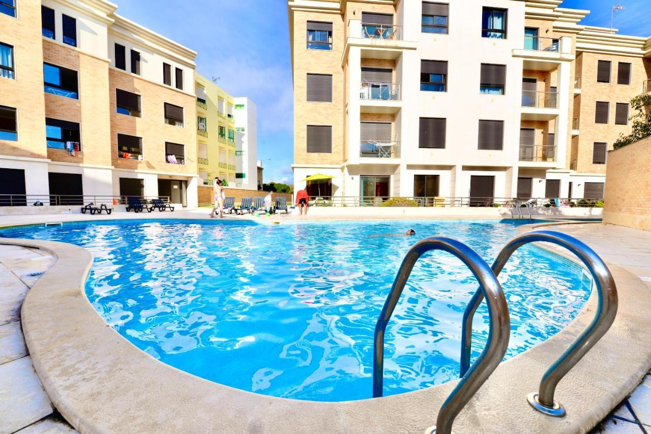 Silver - Apartment For 4 Guests 150M From Beach 상 마르티뇨 두 포르투 외부 사진