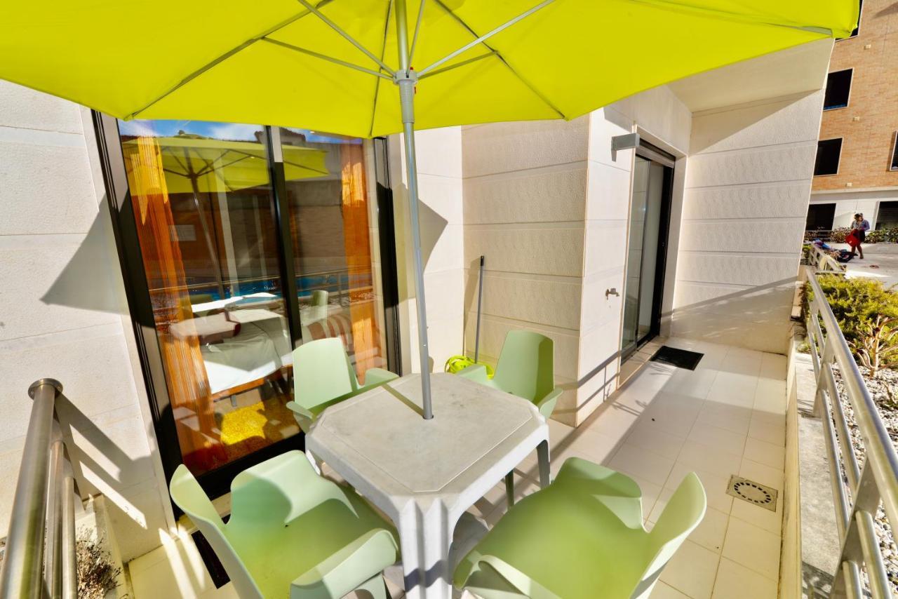 Silver - Apartment For 4 Guests 150M From Beach 상 마르티뇨 두 포르투 외부 사진